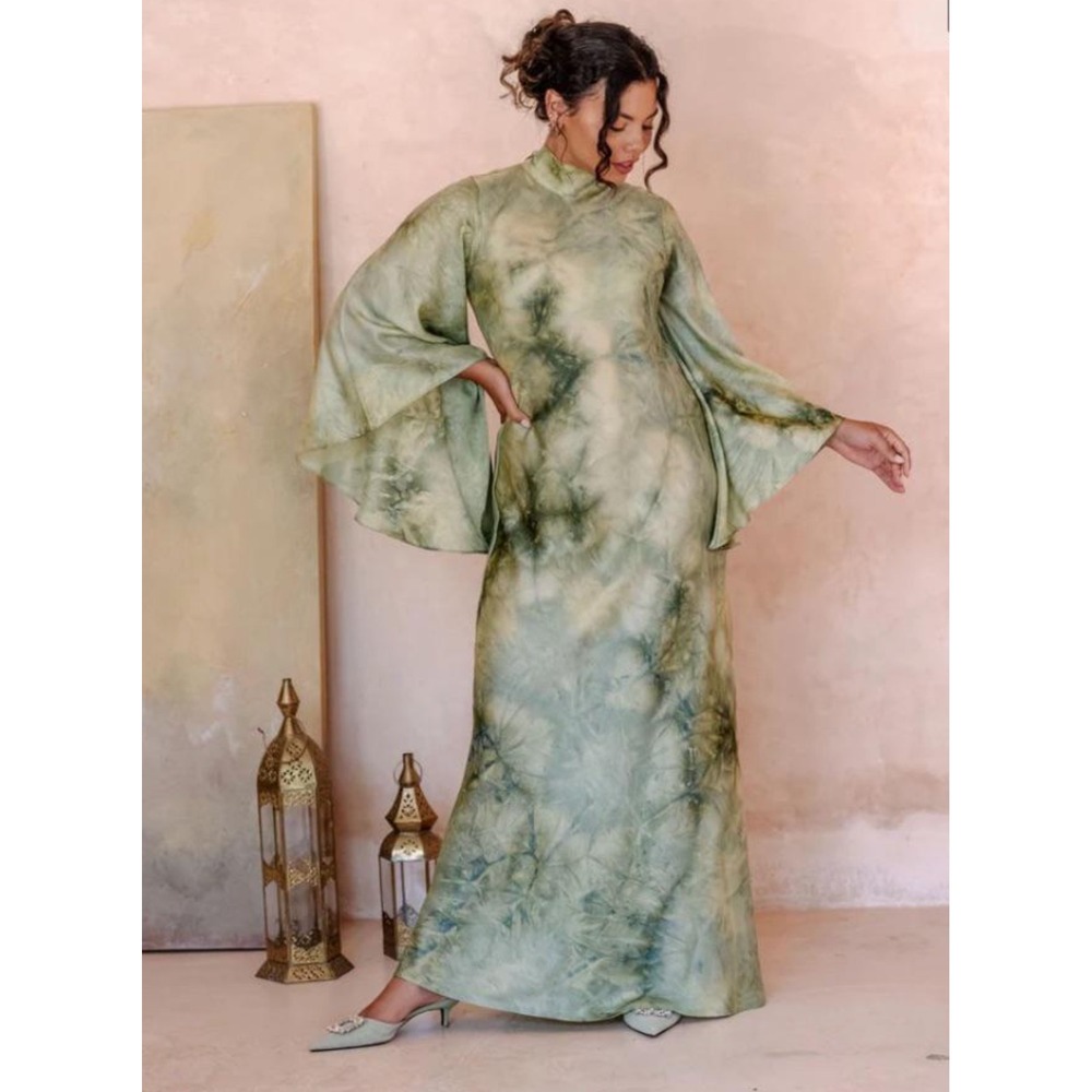 Podur Satin Bell Sleeve Green Tie Dye Maxi Dress Mock Neck Modest Size 12